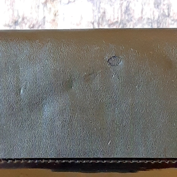 New IMPERFECT Black wallet - Picture 7 of 7